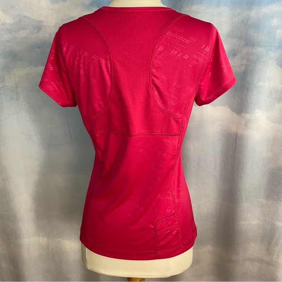 Tek Gear Pink Workout Tee Size Medium - Picture 2 of 5